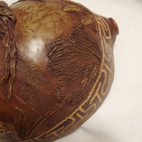 Bug Bear Carved Half Coconut Shell Scoop Signed Jesus' Snake Fisherman Art - Picture 11 of 15